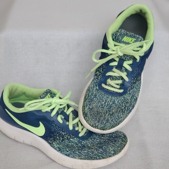 Nike Other - Nike Flex Contact Youth Sneakers